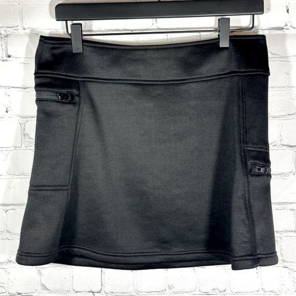 Heim-Made Black Fleece-Lined Skirt, Medium - Picture 1 of 11